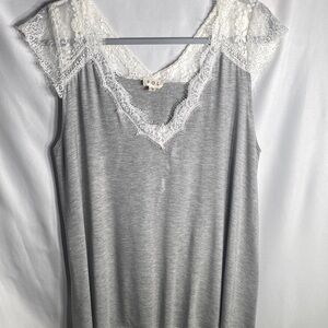 POL Gray Lace Trim V-Neck Tank Top | Sleeveless | Small